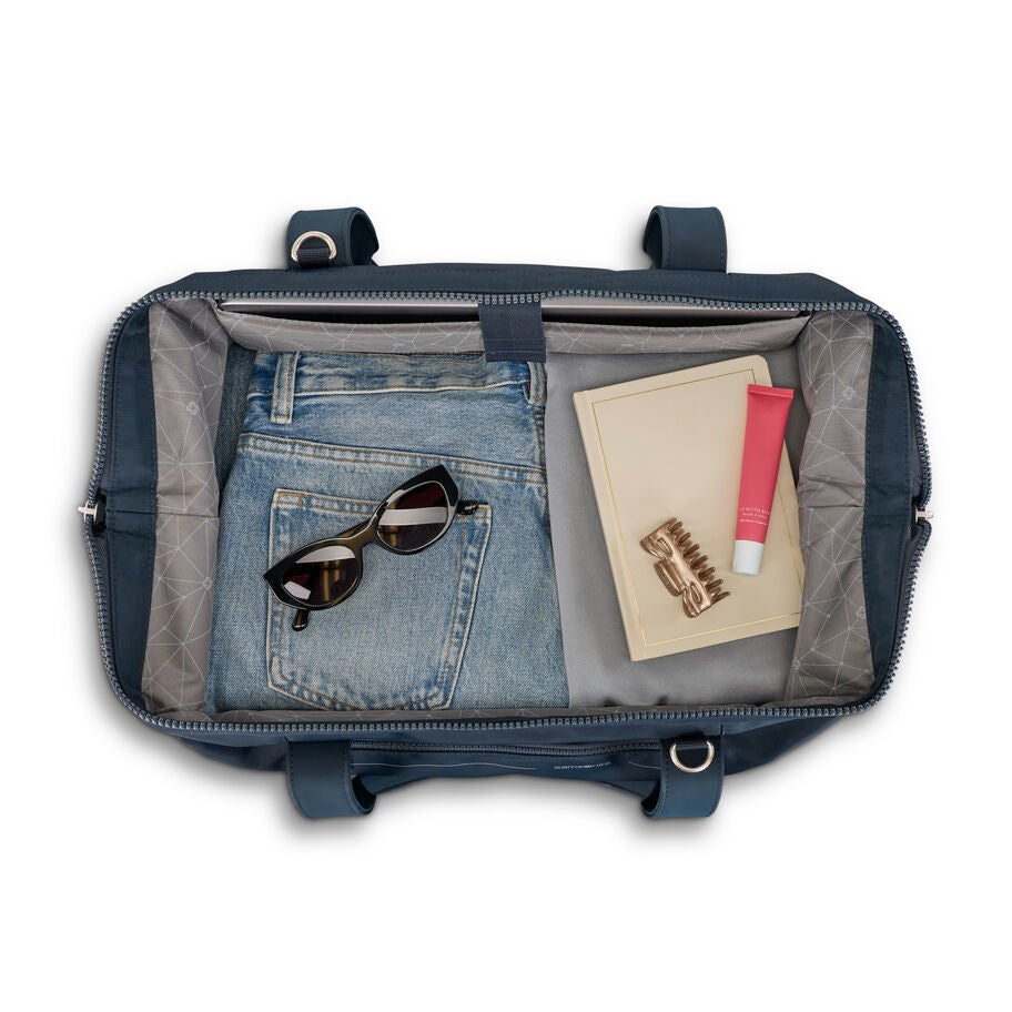Better Than Basic Weekender in the color Midnight Blue. image number 1