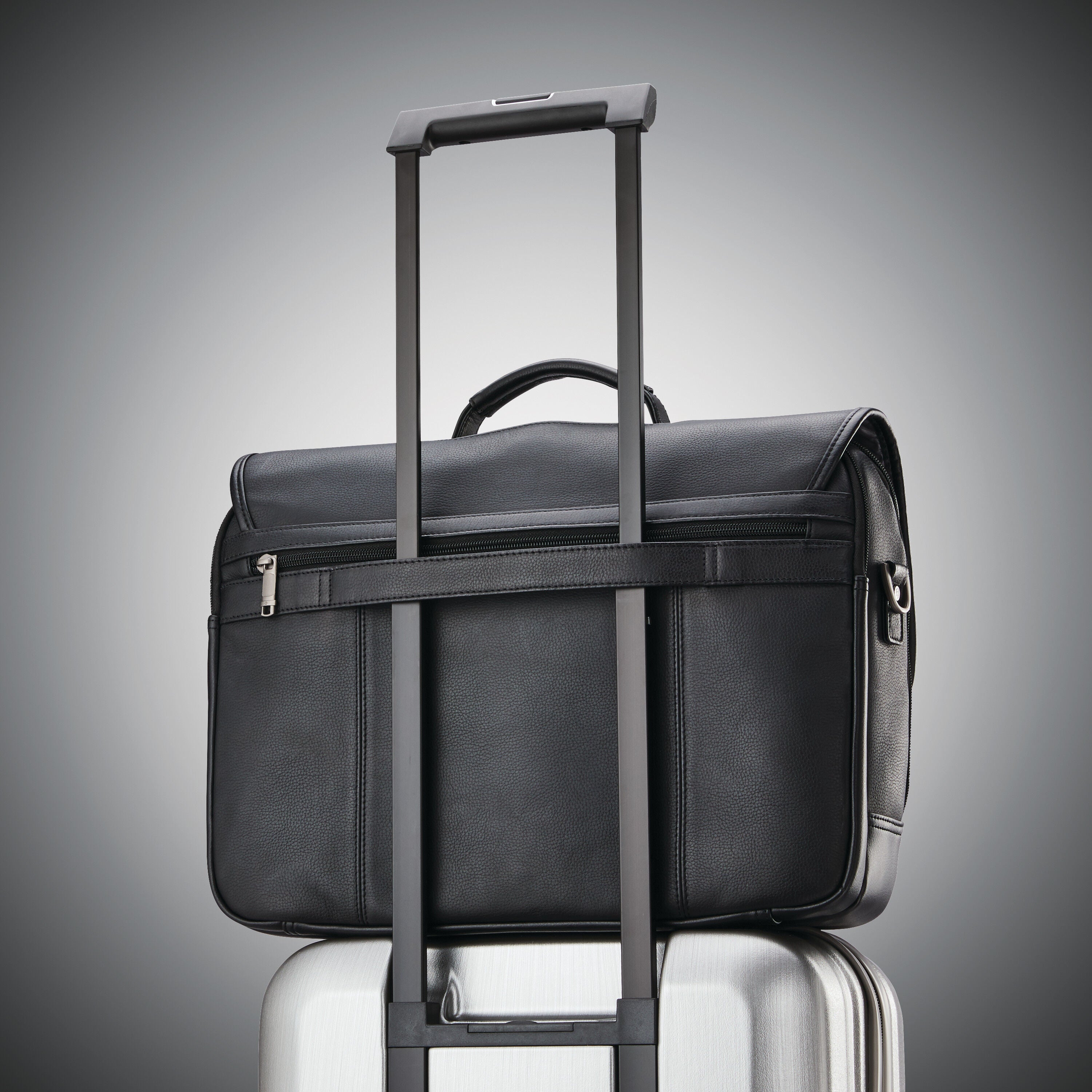 Classic Leather Flapover|Bags |Samsonite