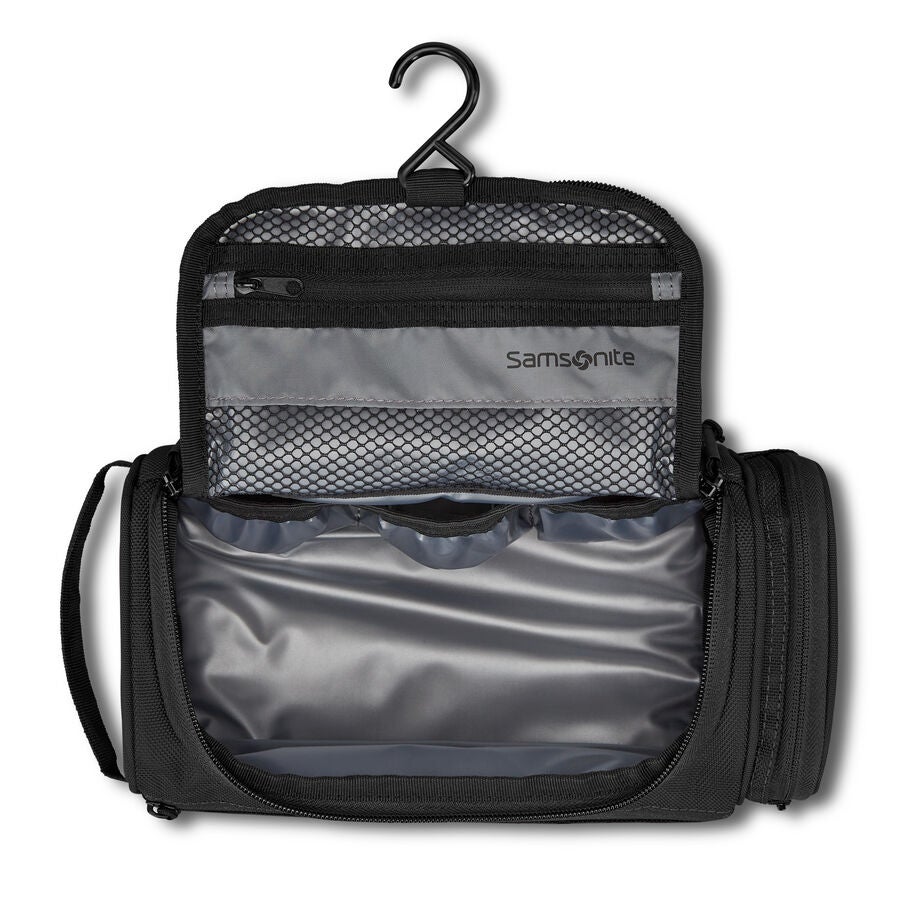 Detour Toiletry Kit in the color New Black. image number 2