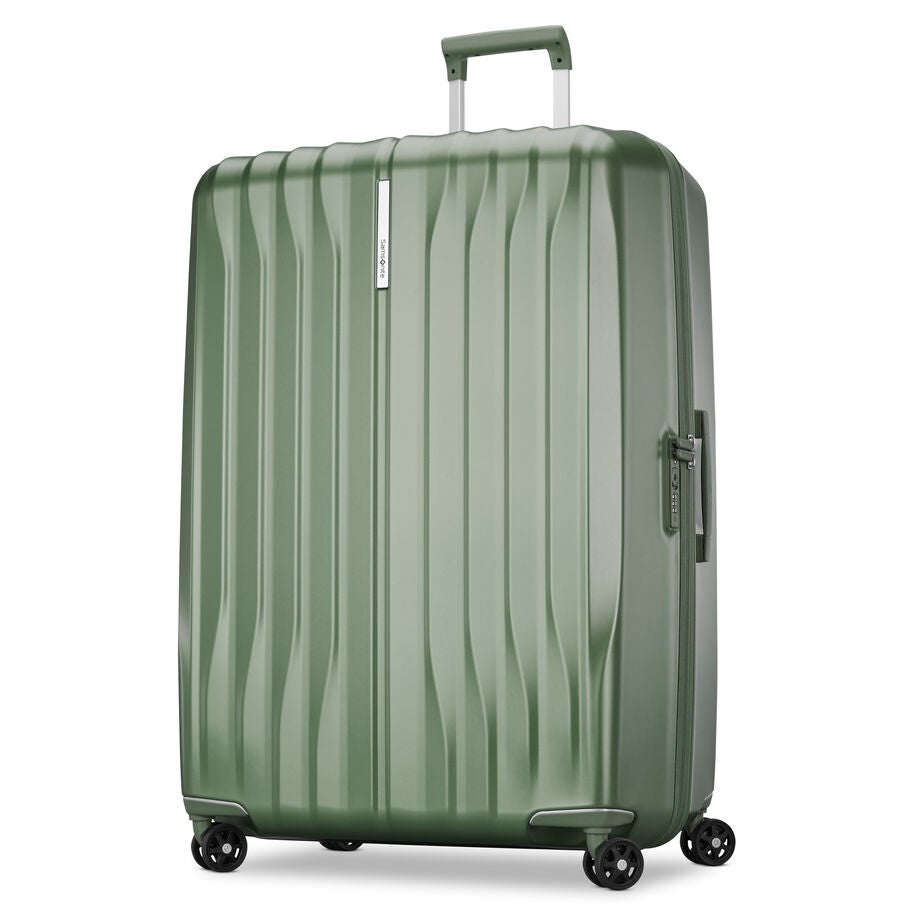 UpLIFT Hardside Extra Large Spinner in the color Jade Green. image number 0