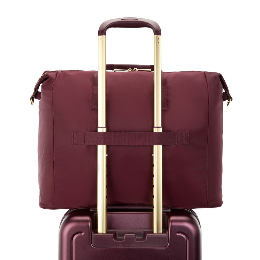 Mobile Solution 2 Duffel in the color Merlot. image number 7