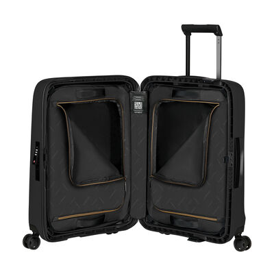 Essens Carry-On Spinner in the color Graphite.