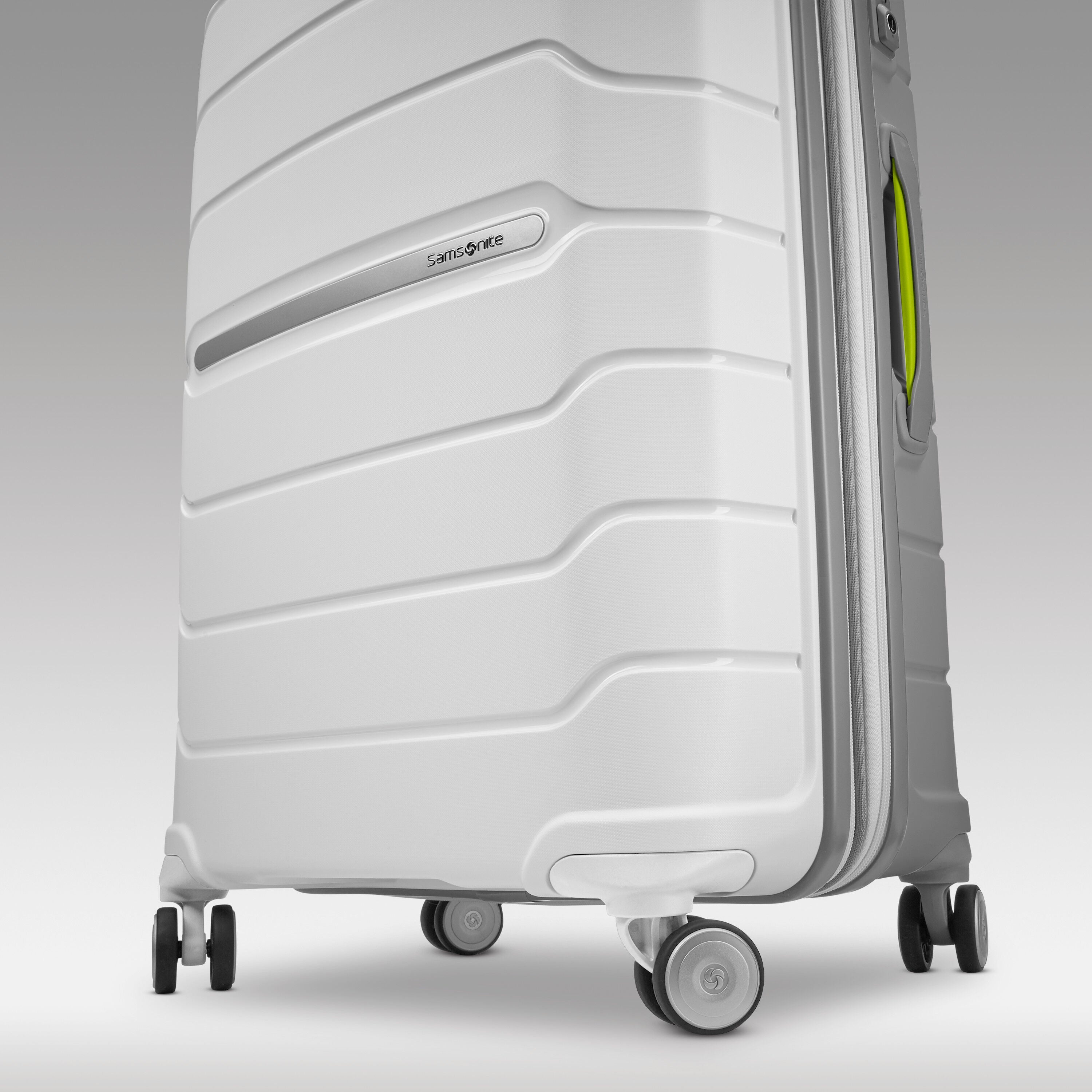 Samsonite freeform clearance white