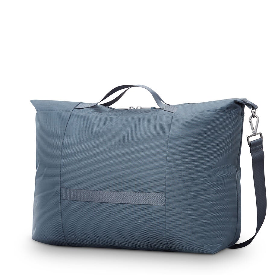 UpLIFT Weekender Duffel in the color Elemental Blue. image number 6