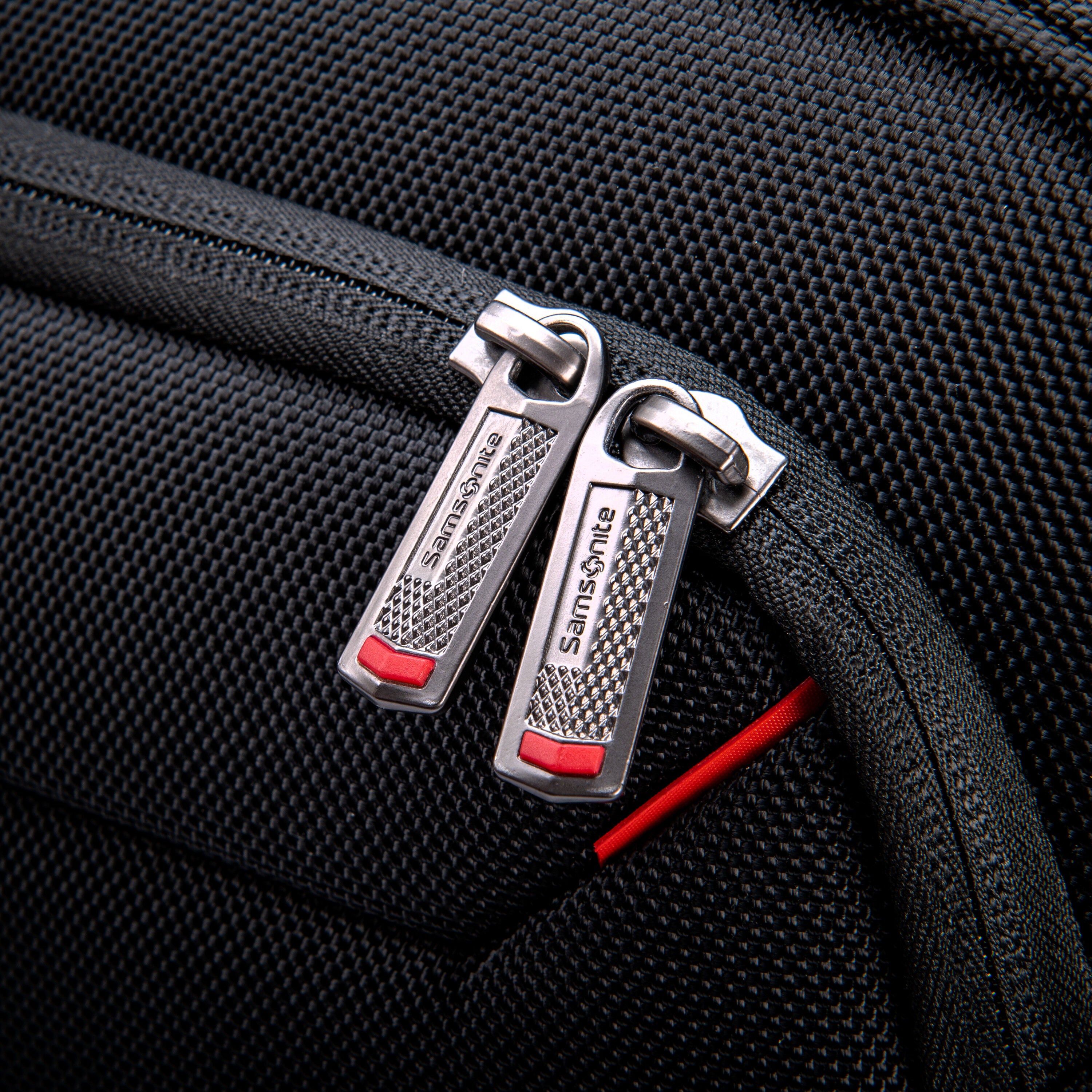Samsonite xenon 3 deals slim backpack review