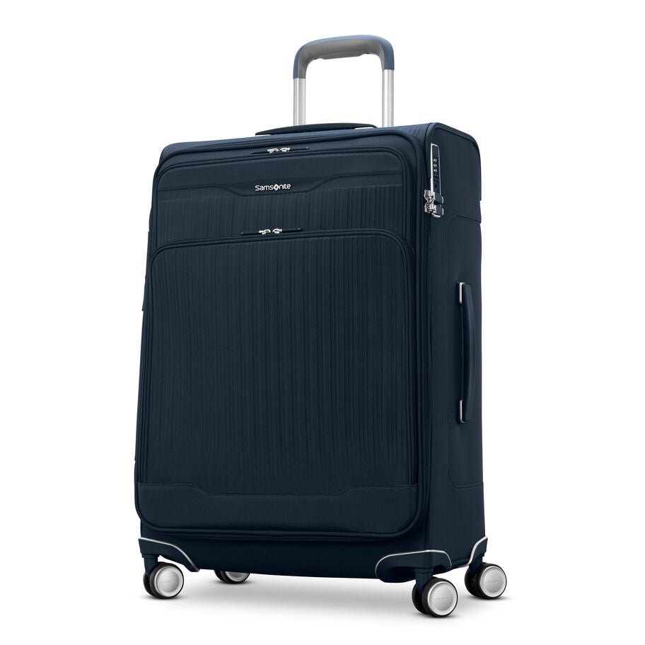 Silhouette 18 Softside Medium Spinner in the color Deep Navy. image number 0