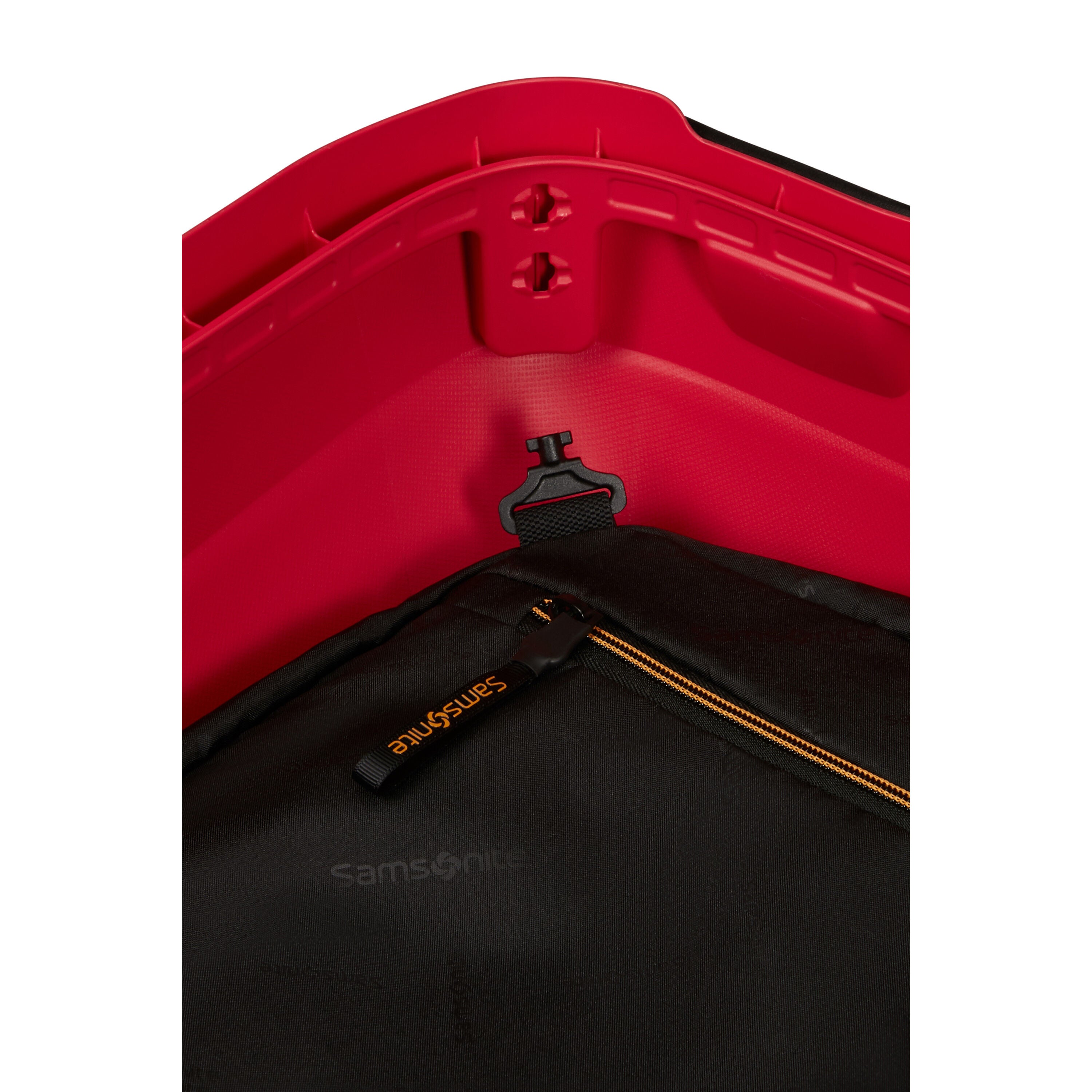 Essens CarryOn Spinner Luggage Samsonite