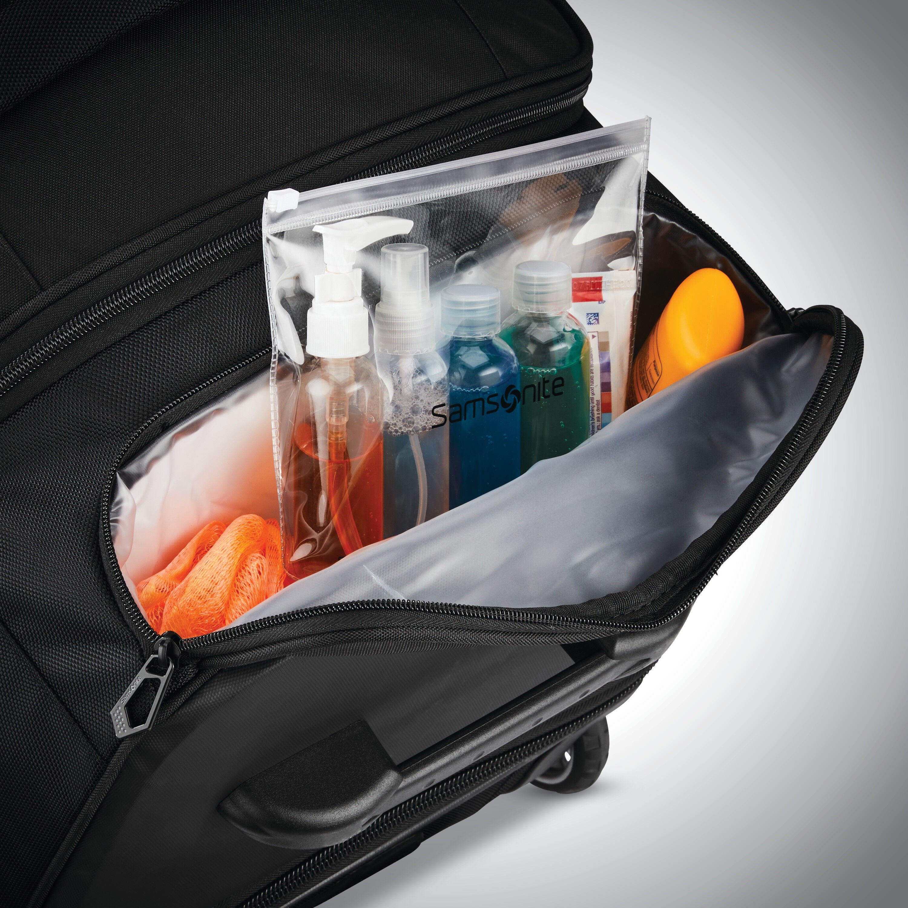 Samsonite detour 34 wheeled hot sale duffel