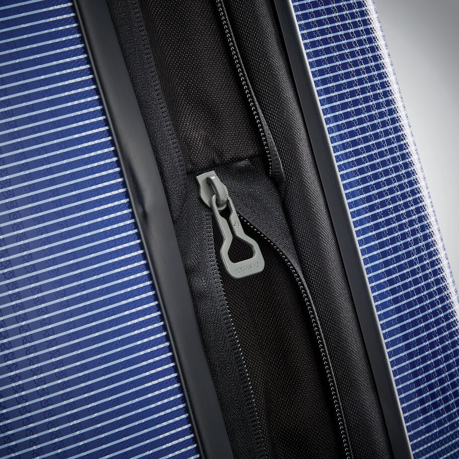 Supra DLX Carry-On Spinner in the color . image number 4