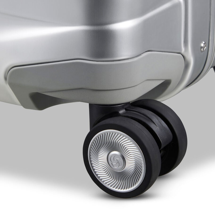 Proxis ALU Carry-On Spinner in the color Aluminium. image number 6