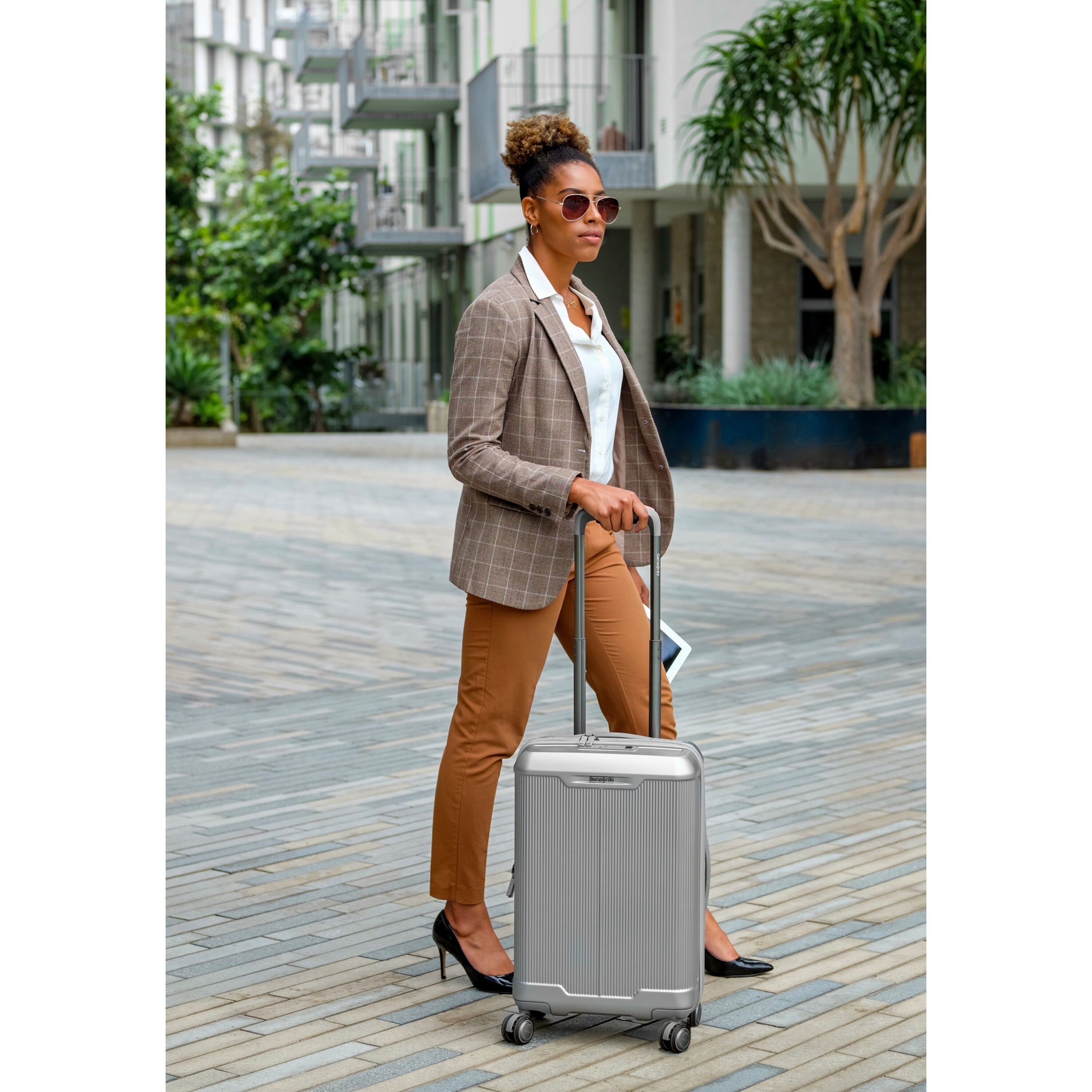 Silhouette 17 Carry On Hardside Spinner