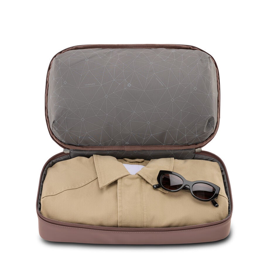 Better Than Basic Mini Weekender in the color CHOCOLATE MAUVE. image number 2