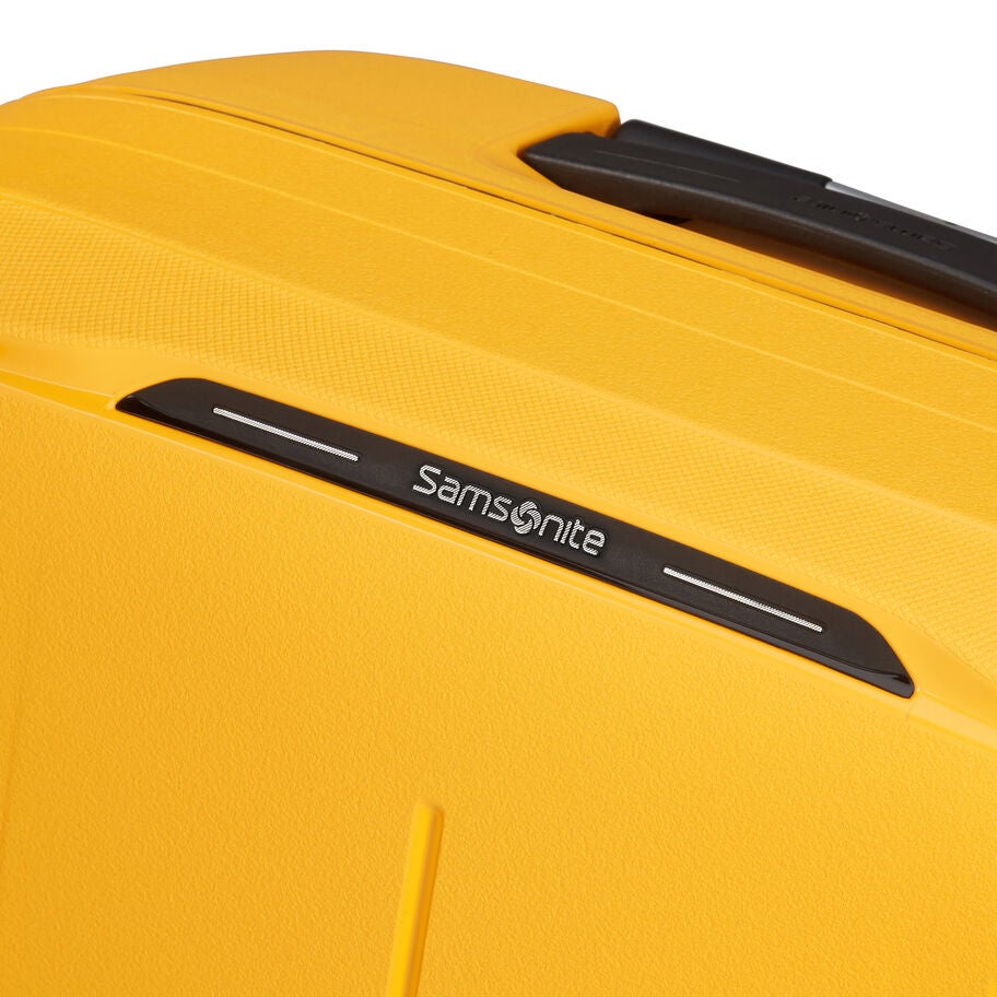 Essens Carry-On Spinner in the color Radiant Yellow. image number 11