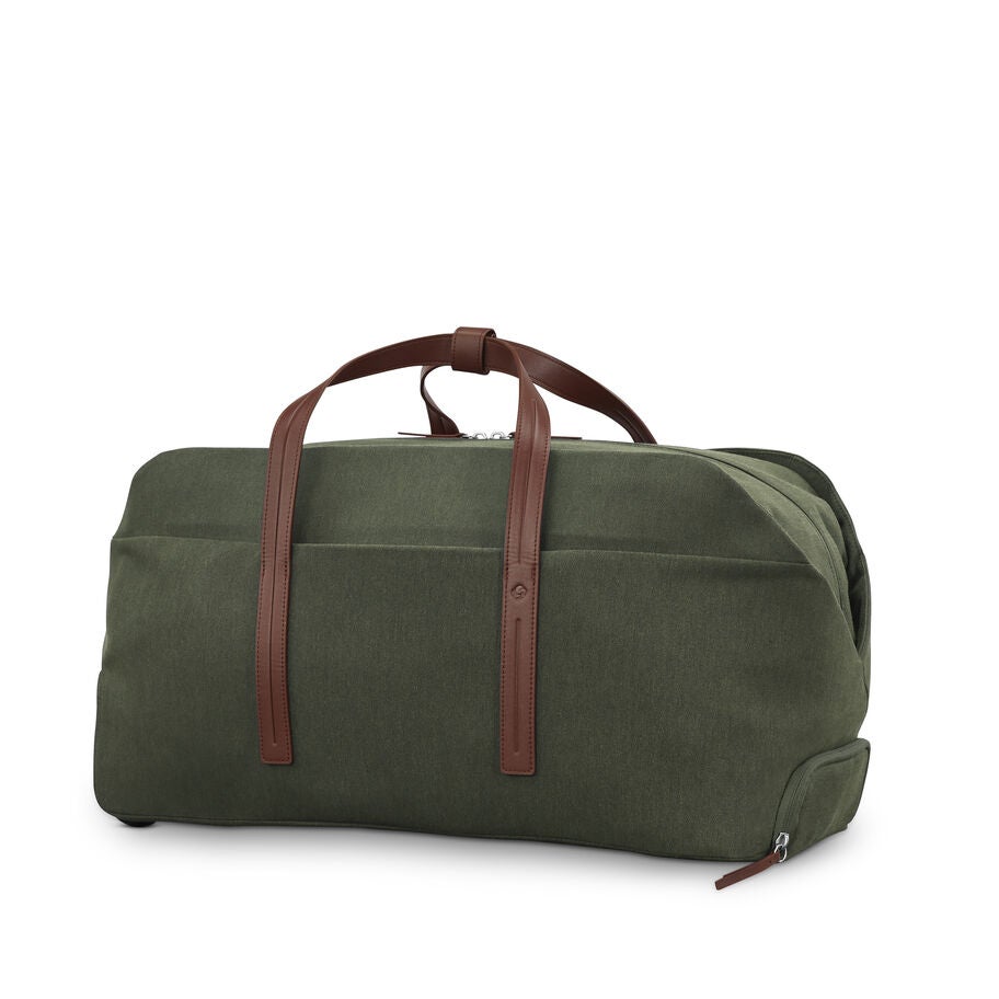 Virtuosa Wheeled Duffel in the color Pine Green. image number 0