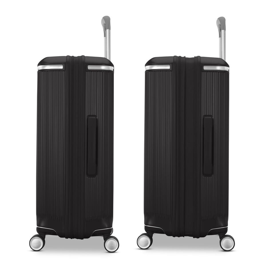 Silhouette 18 Hardside Carry-On Spinner in the color Black. image number 6
