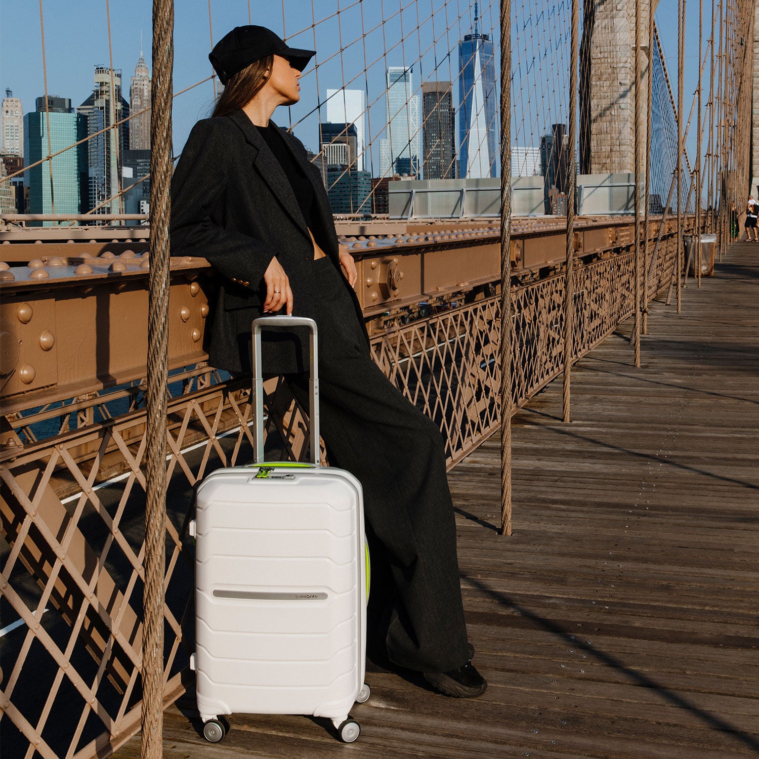 Samsonite freeform white hotsell