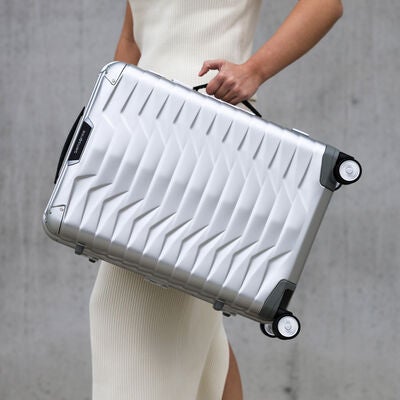 Proxis ALU Carry-On Spinner in the color .