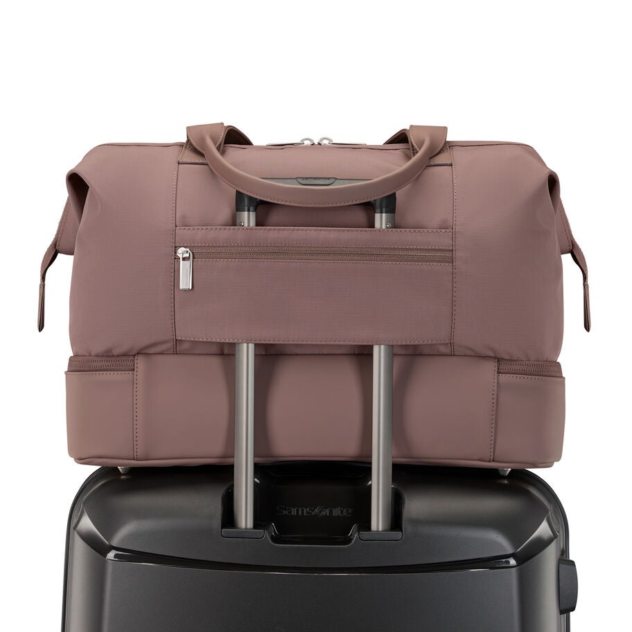 Better Than Basic Weekender in the color Chocolate Mauve. image number 8