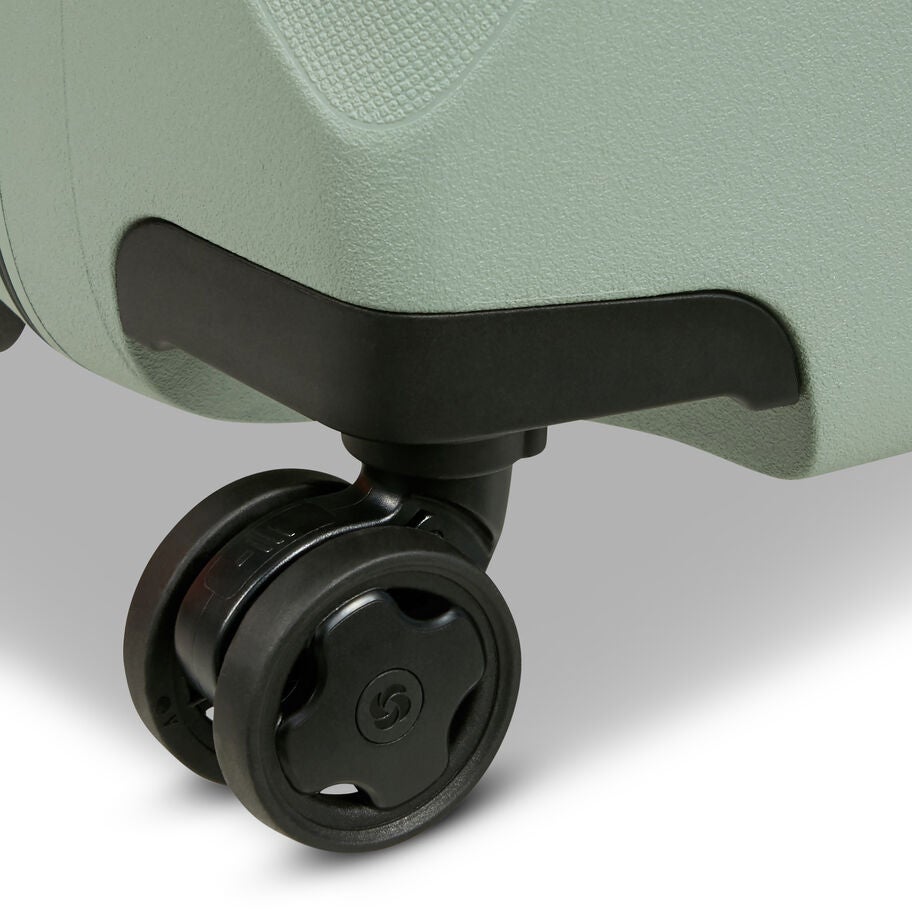 Essens Large Spinner in the color Sage. image number 8