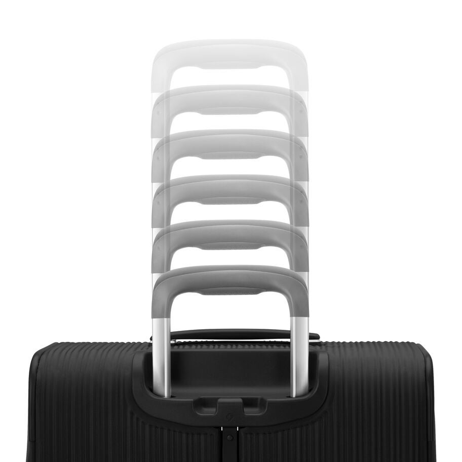 Silhouette 18 Softside Global Carry-On Spinner in the color Black. image number 2