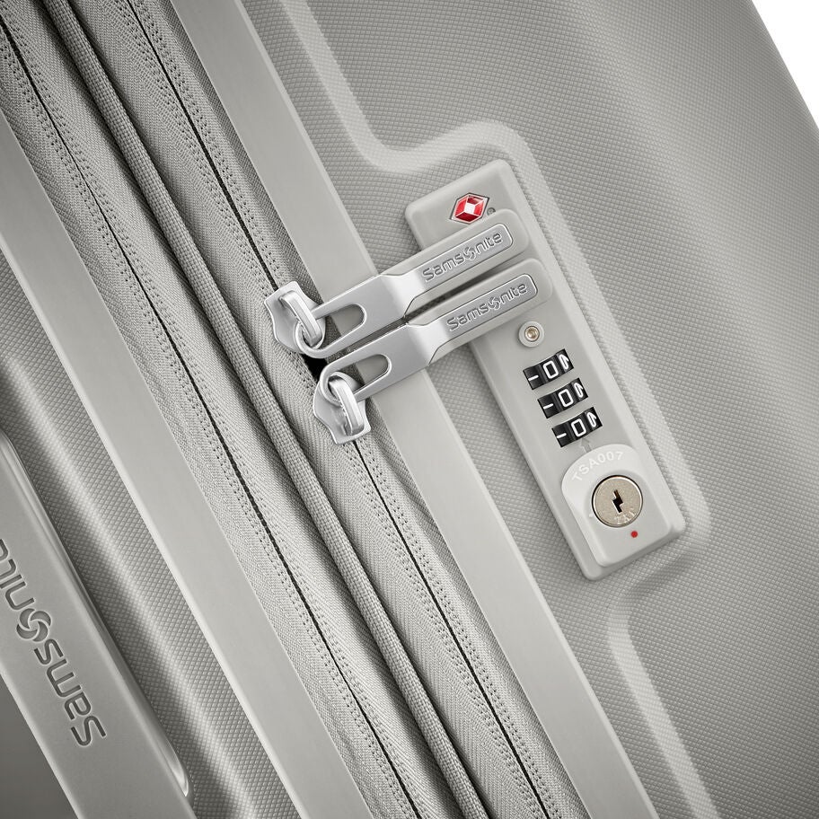 Outline Pro Medium Spinner in the color Stone Grey. image number 3