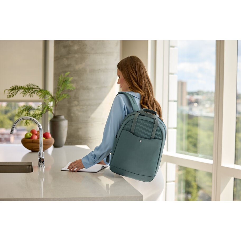 Silhouette 18 Women's Backpack in the color Slate Blue. image number 9
