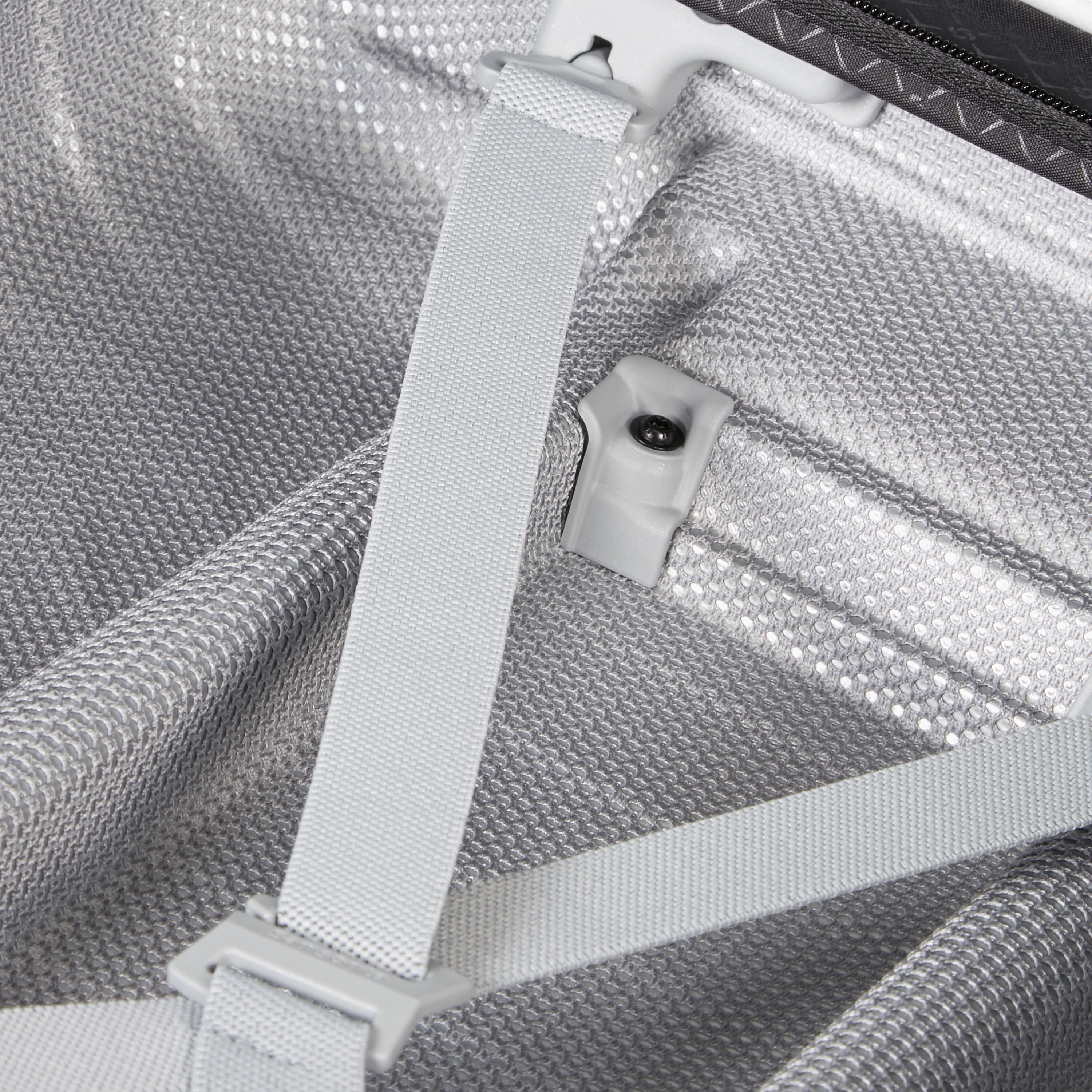 Proxis Carry-On Spinner | Carry-On Luggage | Samsonite