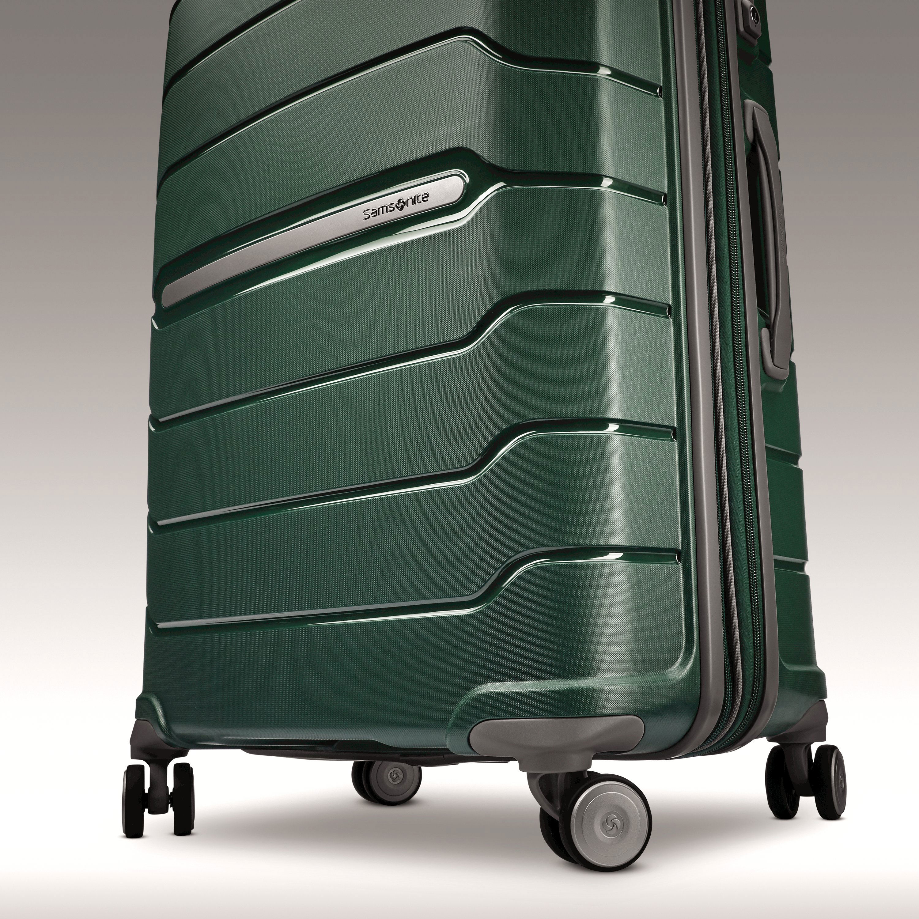 Samsonite montville luggage 2025