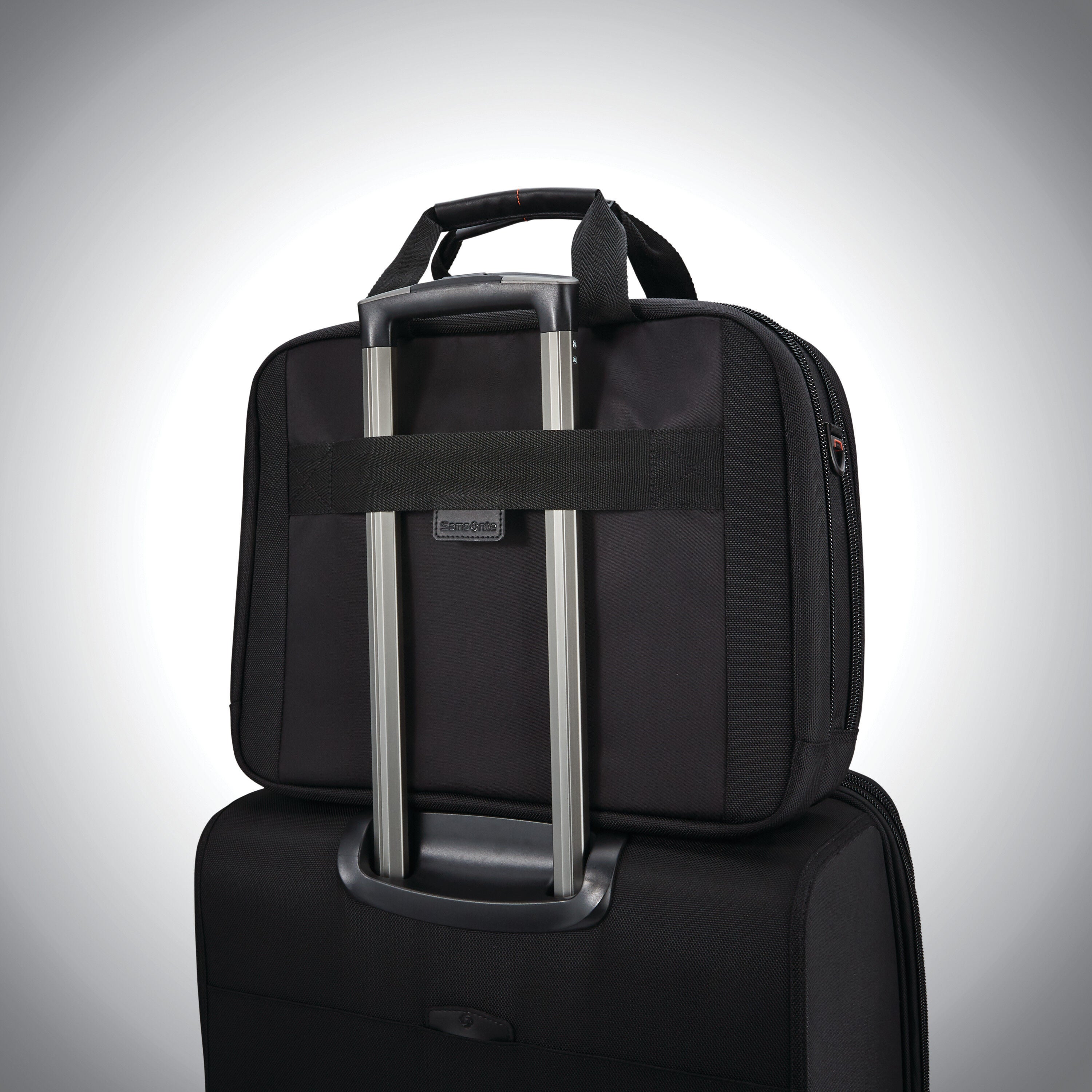 Samsonite professional leather 2 pocket laptop briefcase hotsell