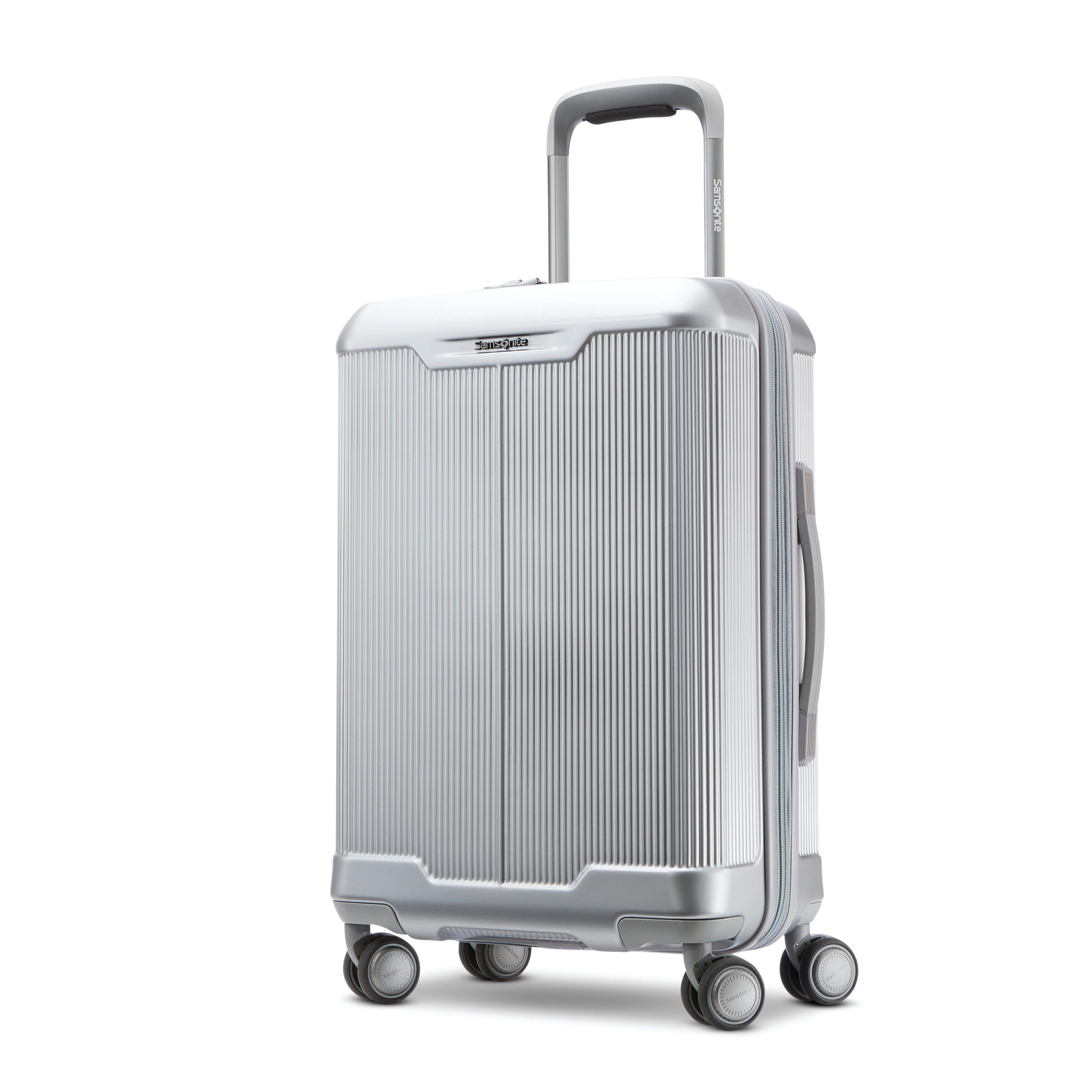 Silhouette 17 CarryOn Hardside Spinner