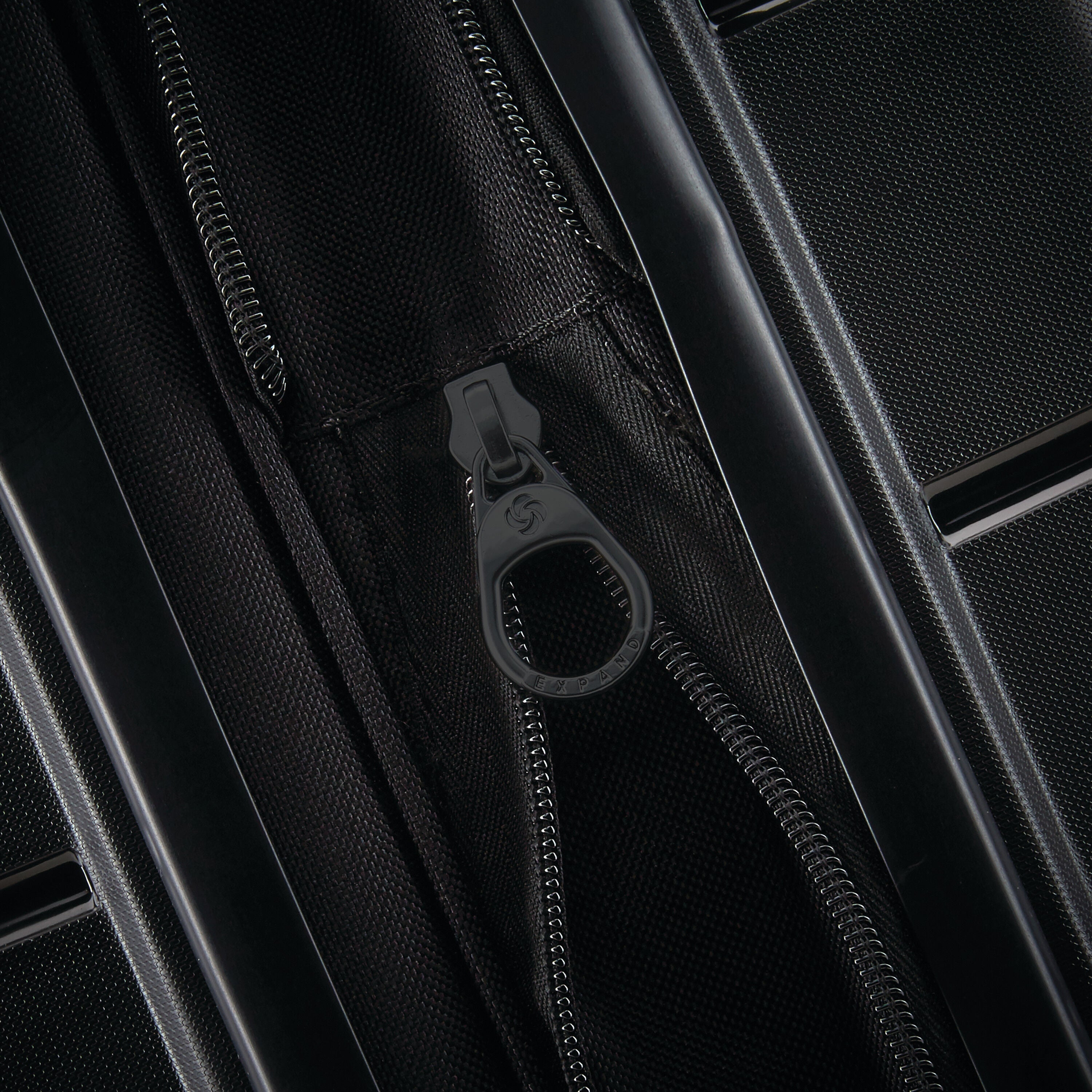 Samsonite freeform 21 spinner black clearance