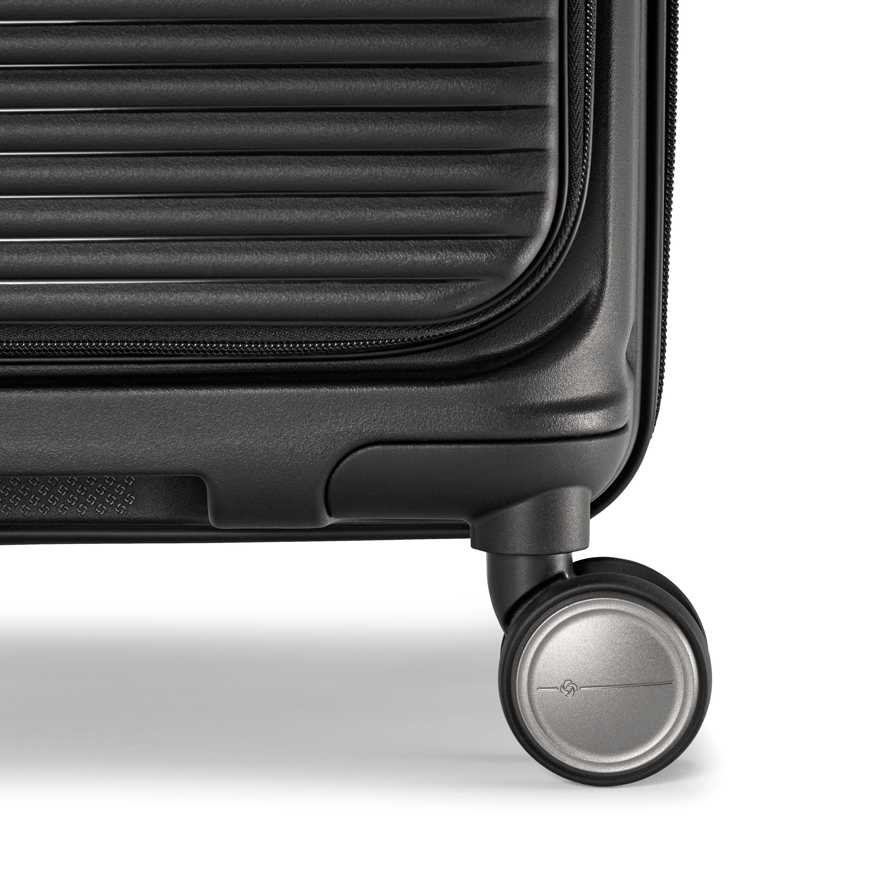 Paralux Carry-On Spinner | Carry-On | Samsonite