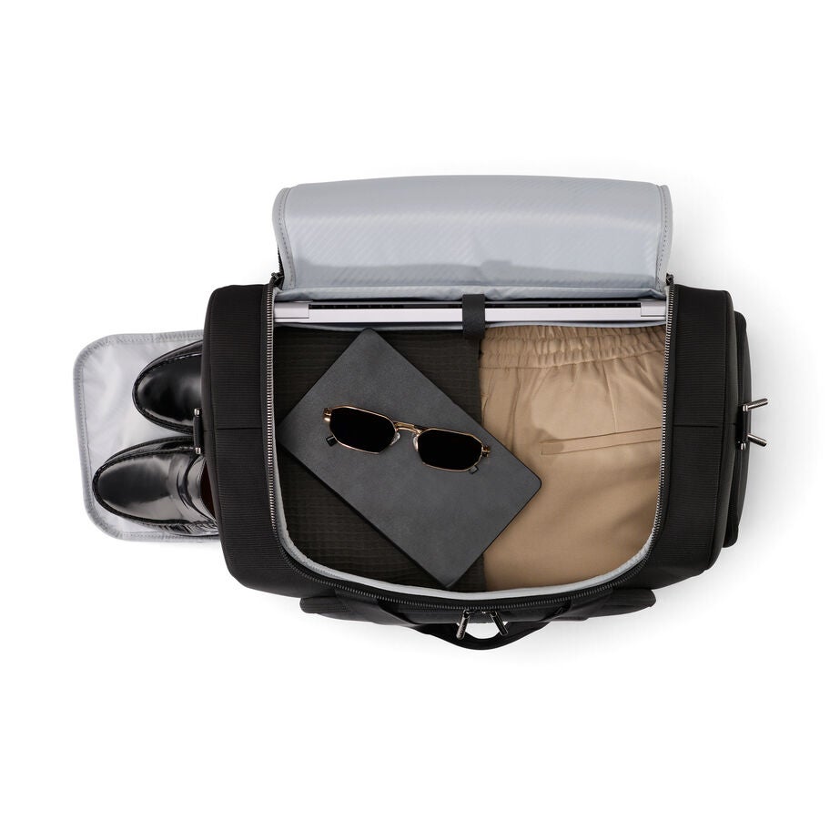 Nuroad DLX Duffel in the color Black. image number 1