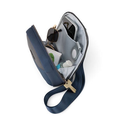 Nuroad DLX Sling in the color Midnight Blue.