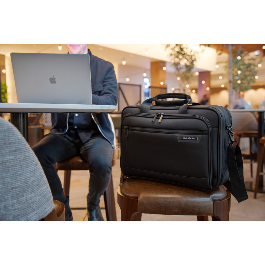 Briefcase & Backpack Repair Online