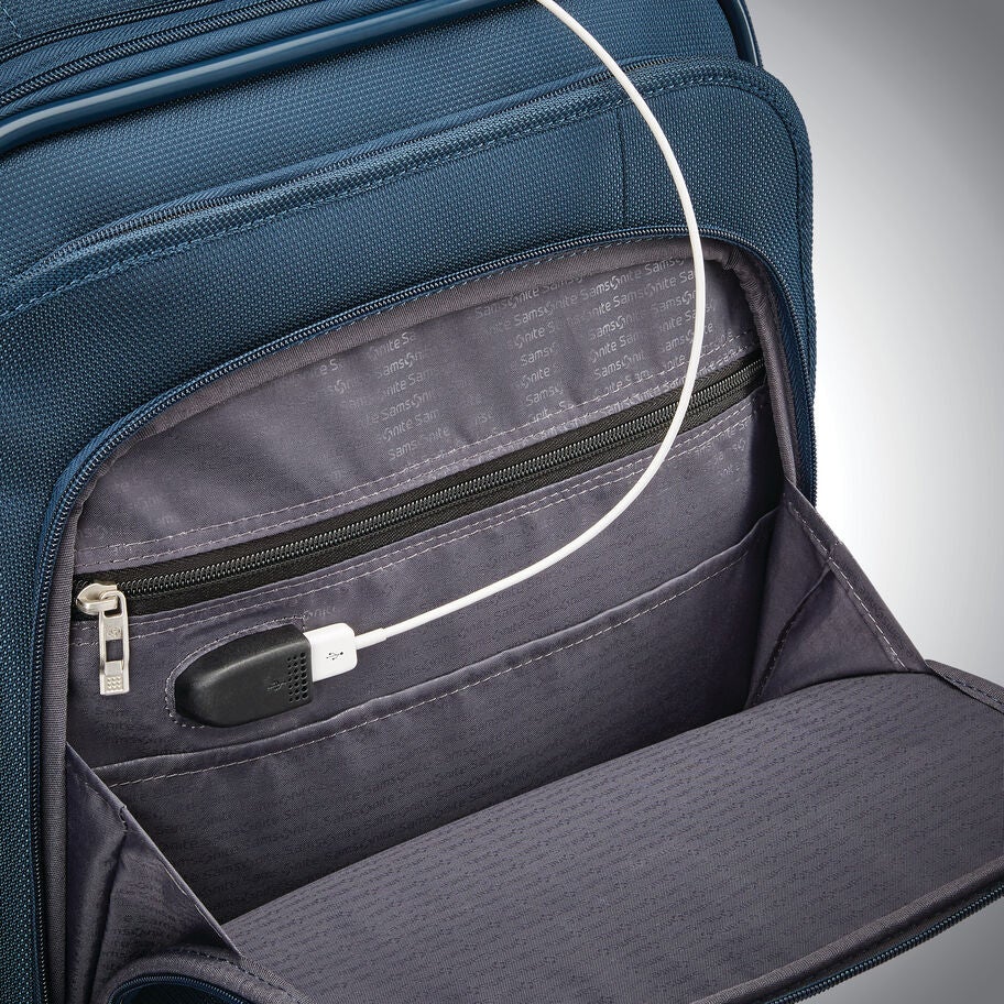 Insignis Carry-On Spinner in the color . image number 3