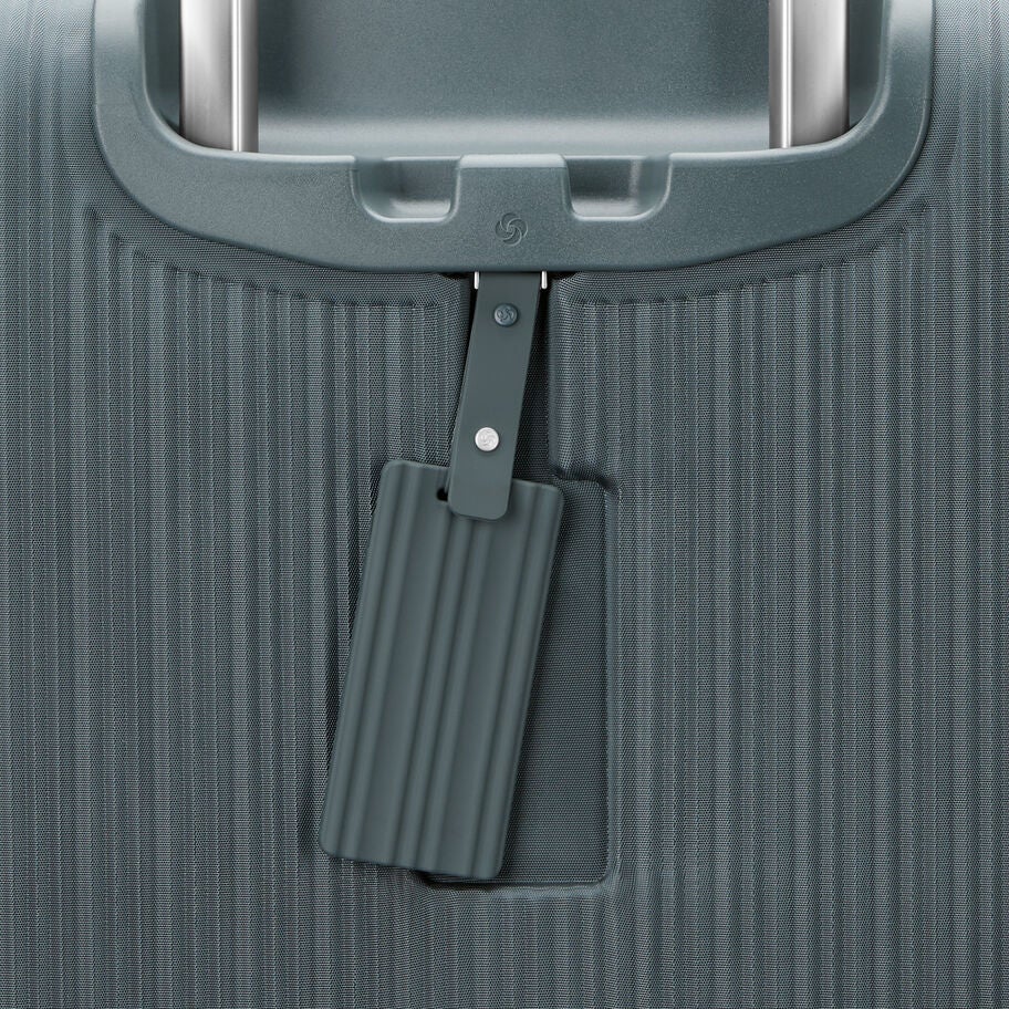 Silhouette 18 Softside Large Spinner in the color Deep Navy. image number 6