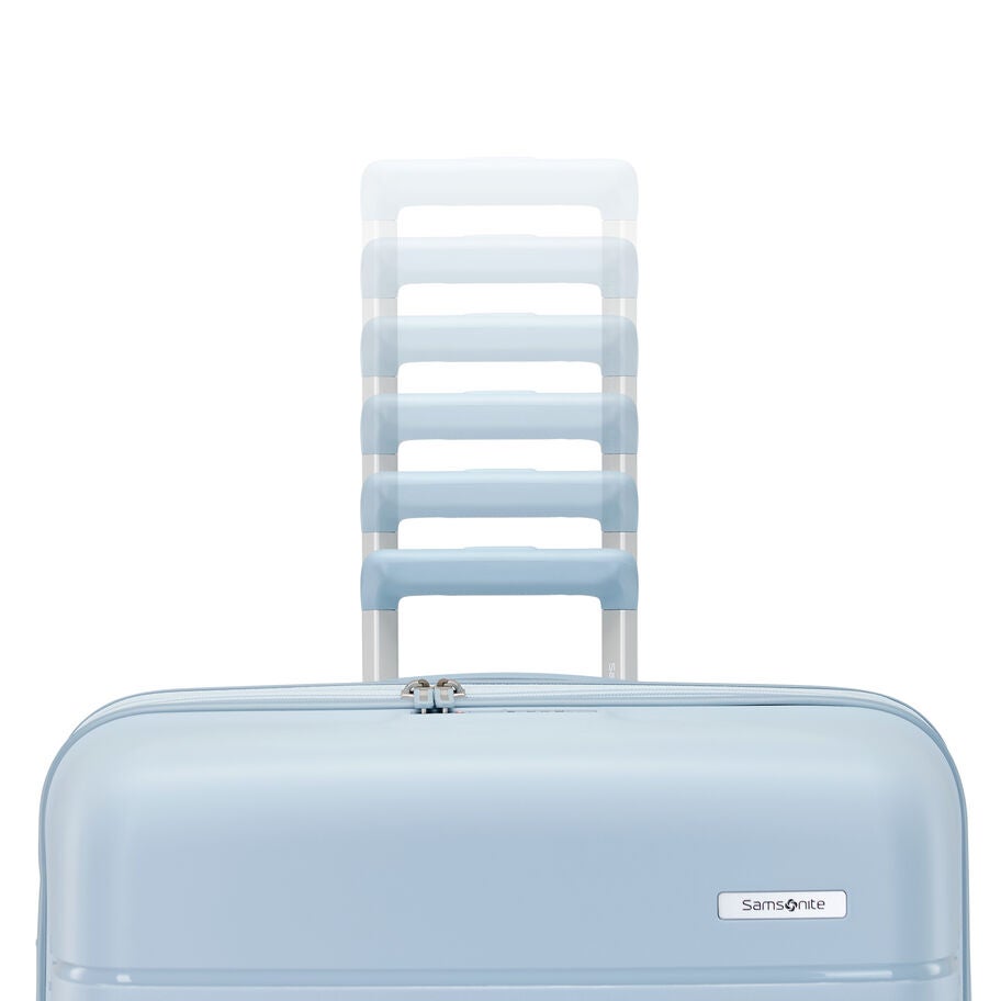 Elevation&trade; Plus Hardside Large Spinner in the color Soft Blue. image number 2