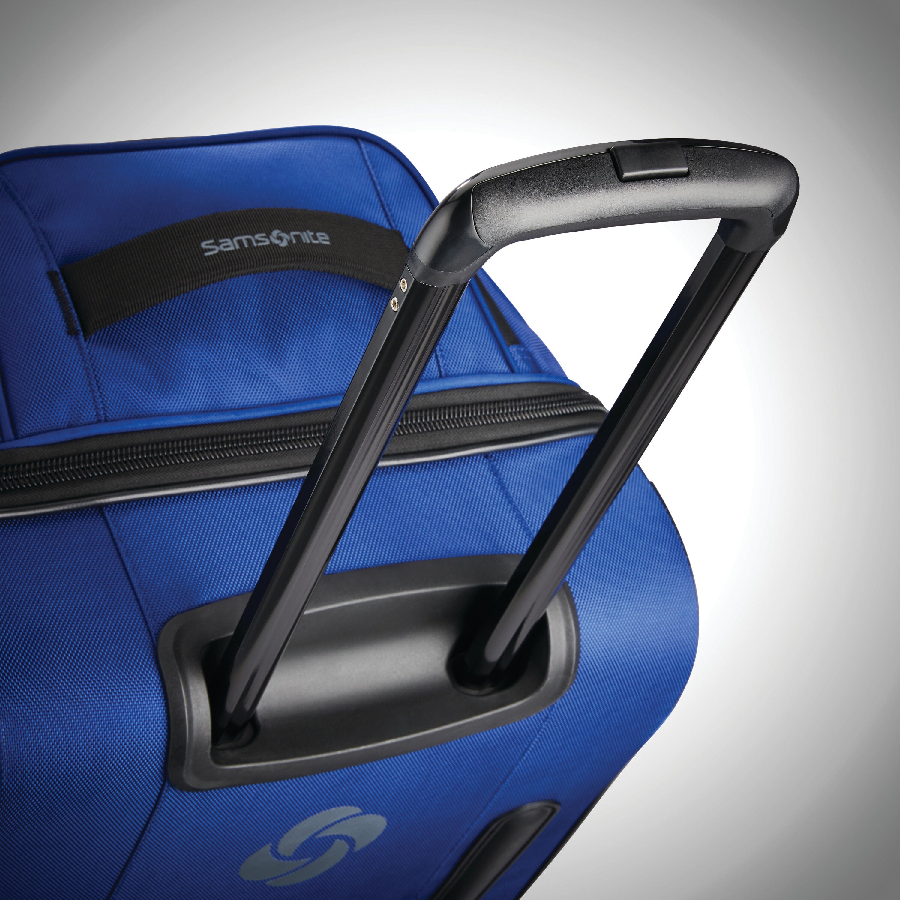 Detour 34" Wheeled Duffel Rolling Duffel Samsonite