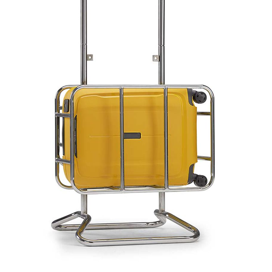 Essens Carry-On Spinner in the color Radiant Yellow. image number 2