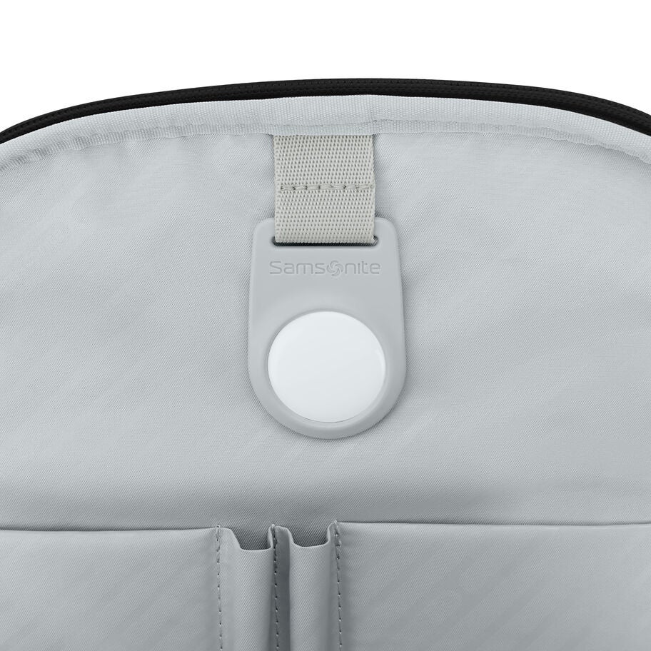 Paralux Everyday Backpack in the color Black. image number 6
