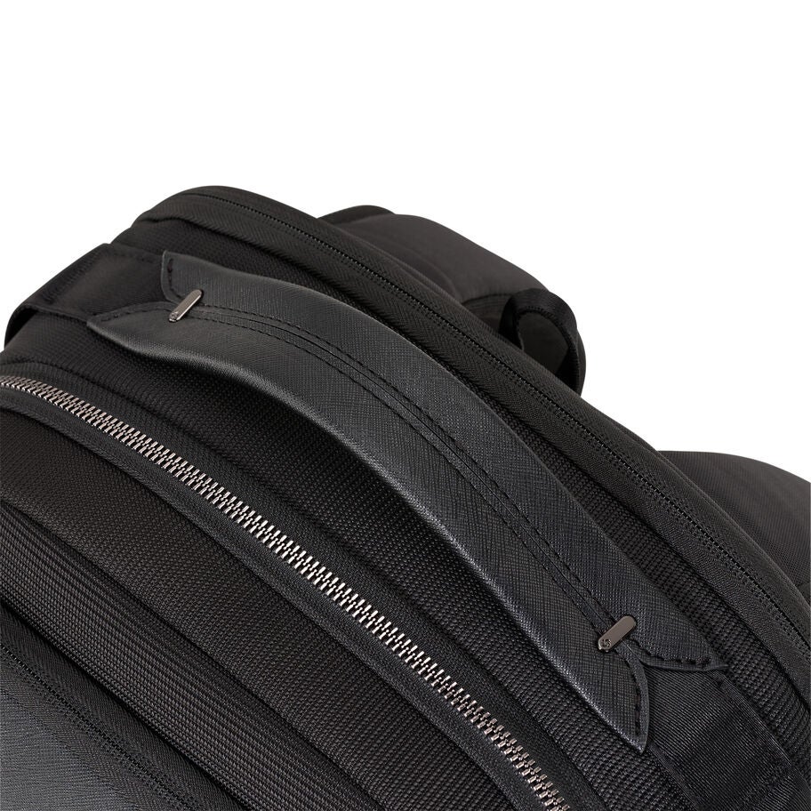 Nuroad DLX Travel Backpack in the color Black. image number 4