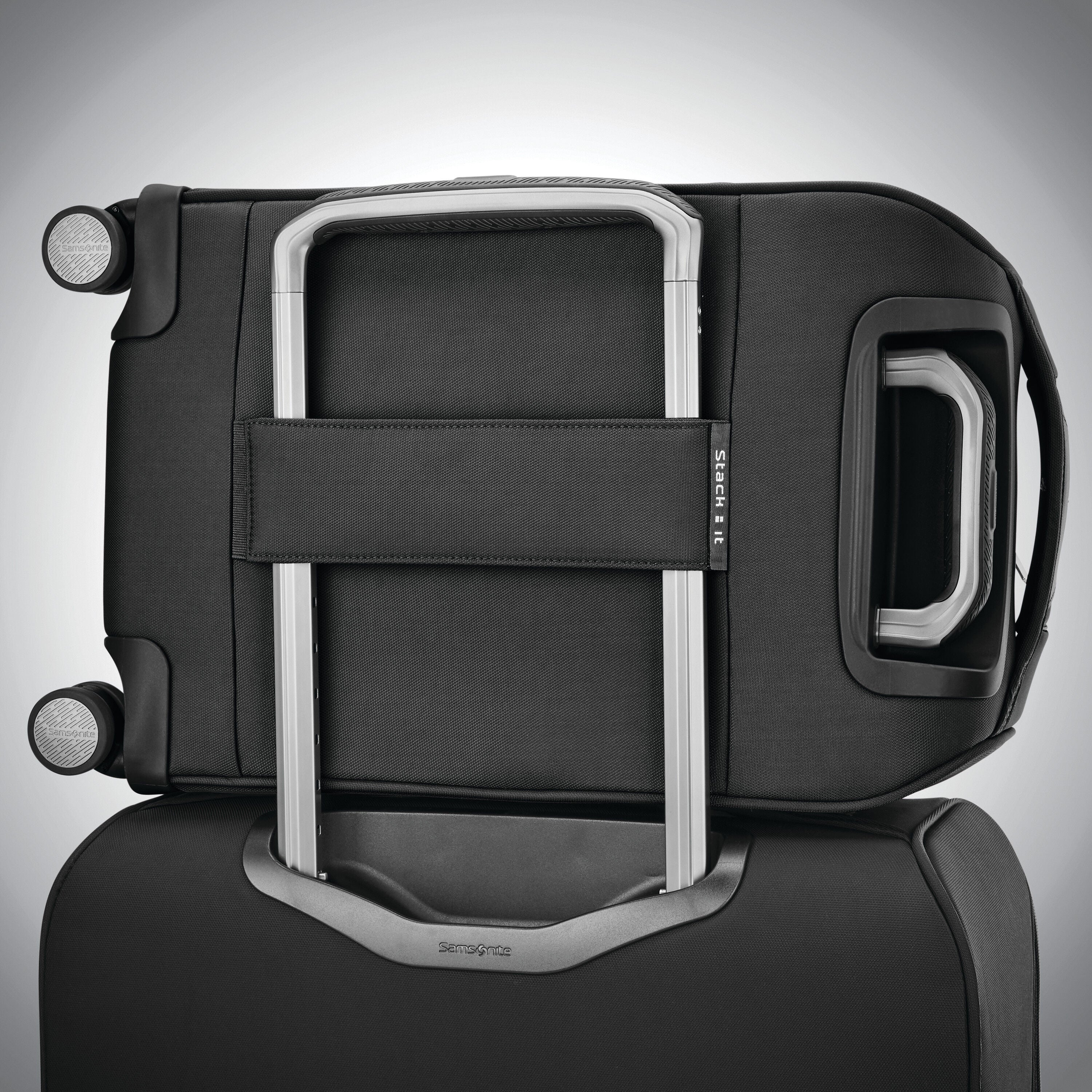 Samsonite stack hotsell it luggage