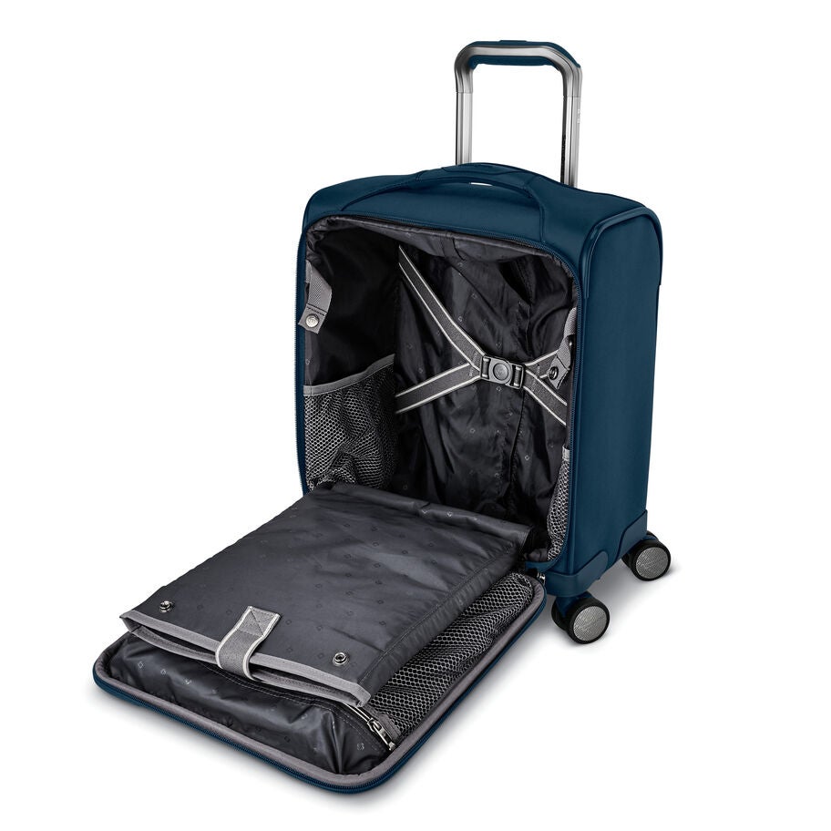 Theorym Softside Underseater in the color Emerald Teal. image number 2