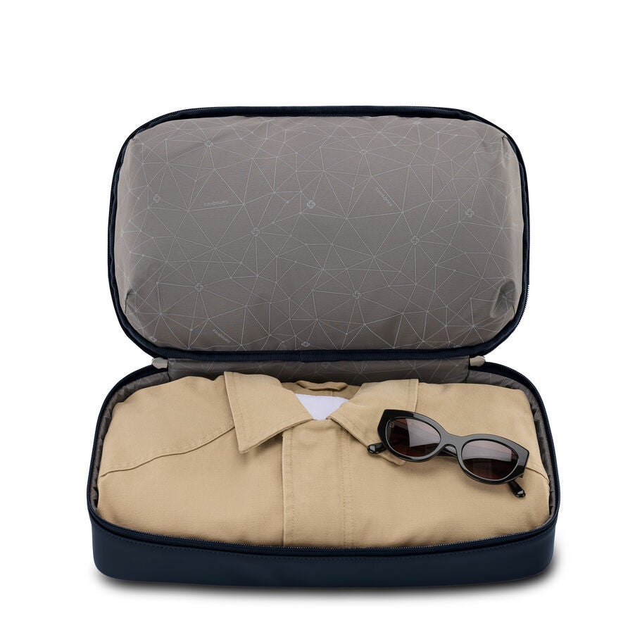 Better Than Basic Mini Weekender in the color MIDNIGHT BLUE. image number 2