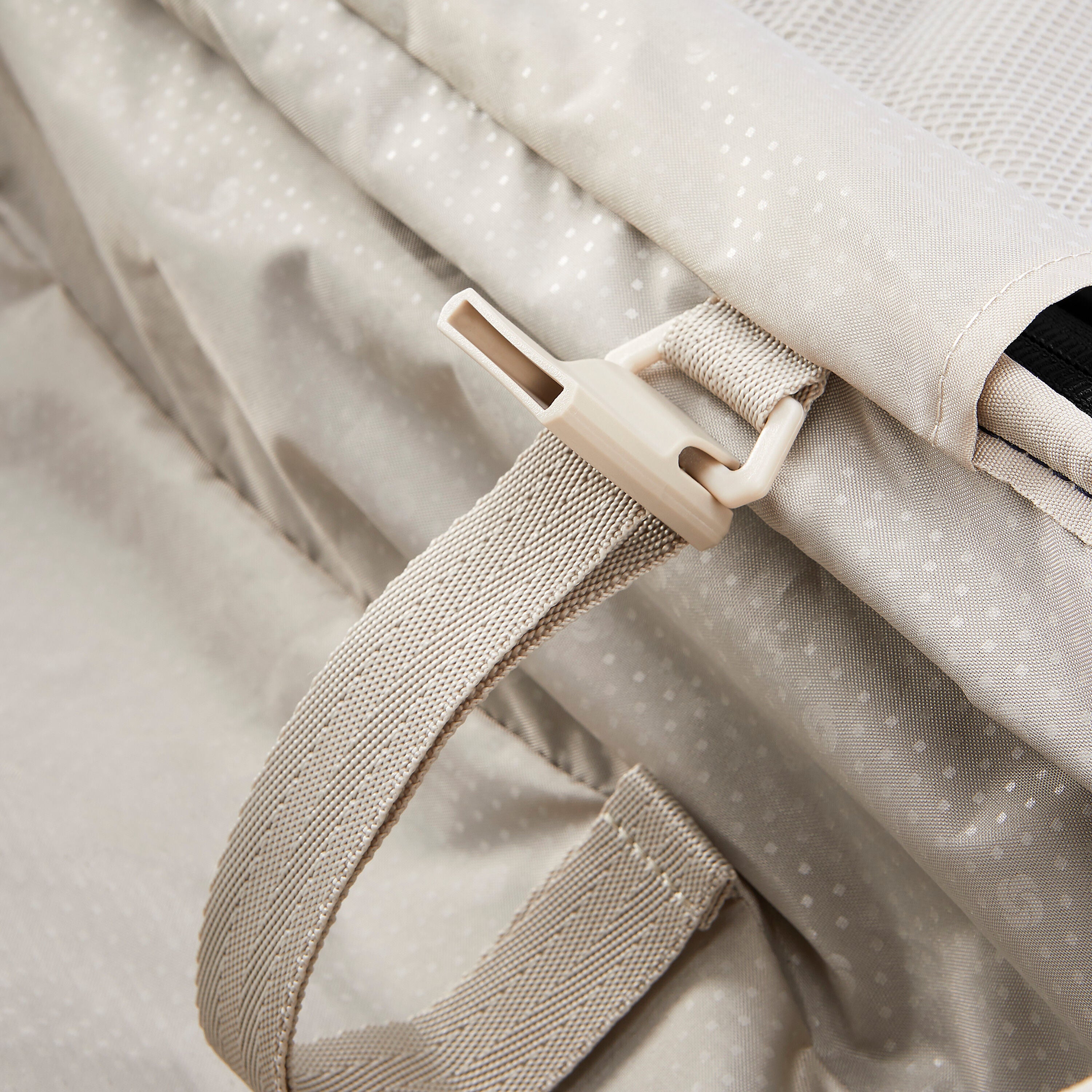 Silhouette 17 22 x 14 x 9 CarryOn Spinner