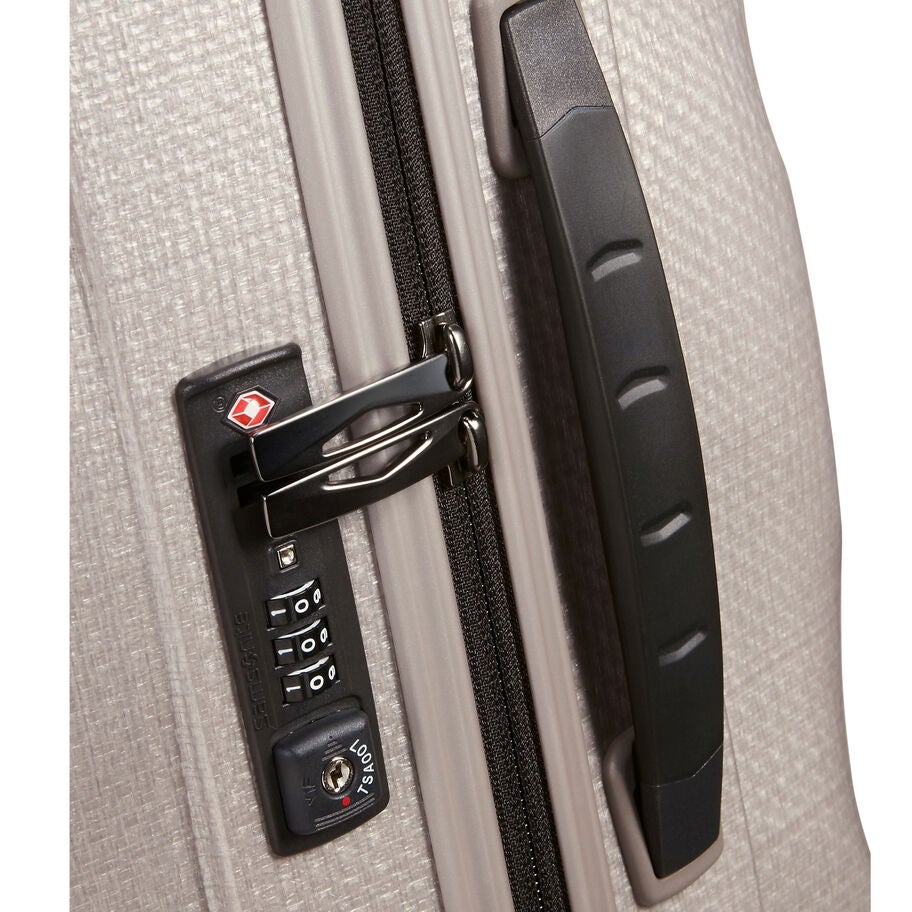 Cosmolite 3.0 Carry-On Spinner in the color Pearl. image number 4
