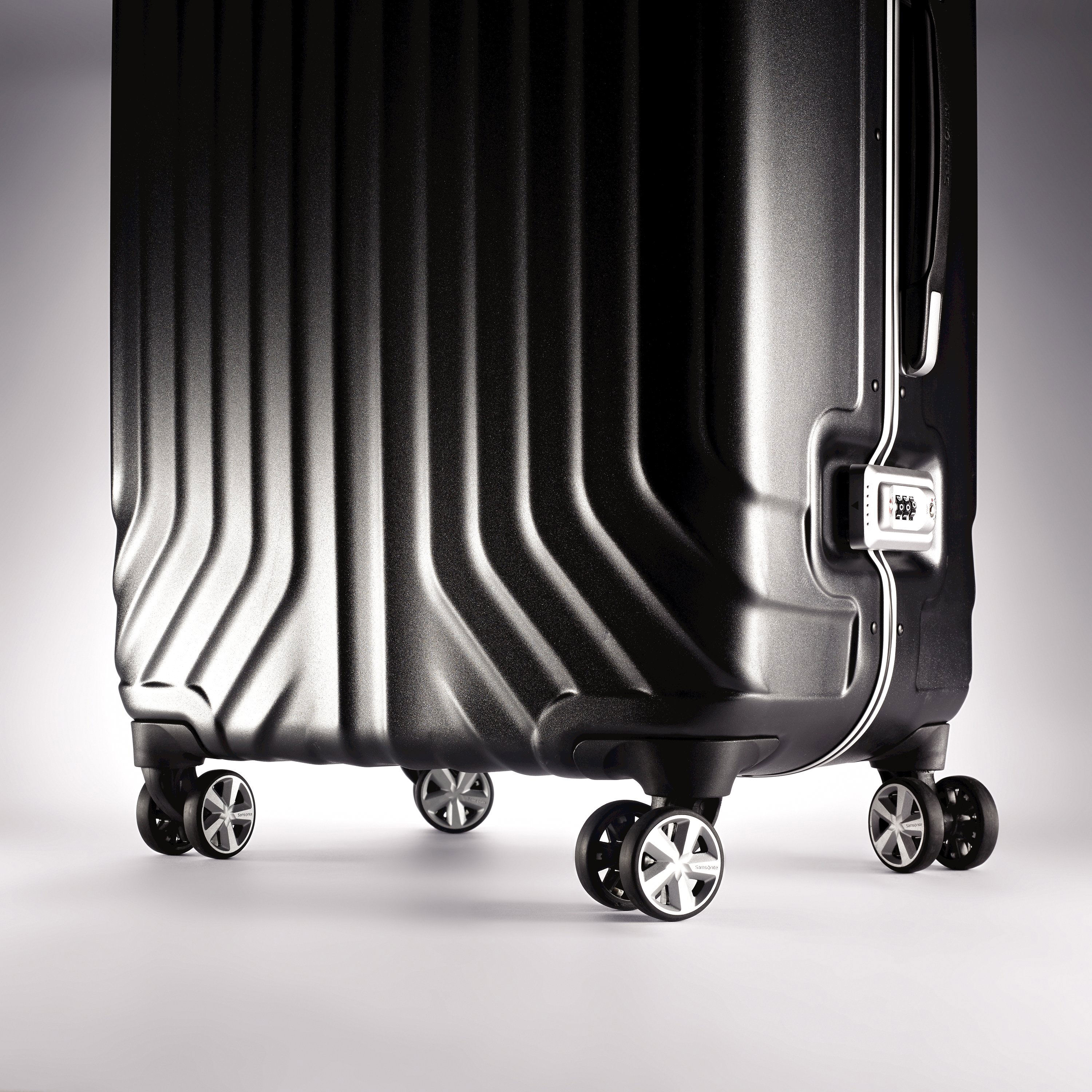 Tru Frame Medium Spinner Hardside Medium Luggage Samsonite