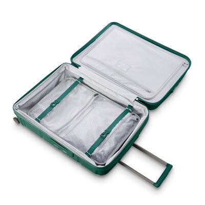 Outline Pro Medium Spinner in the color Emerald Green.