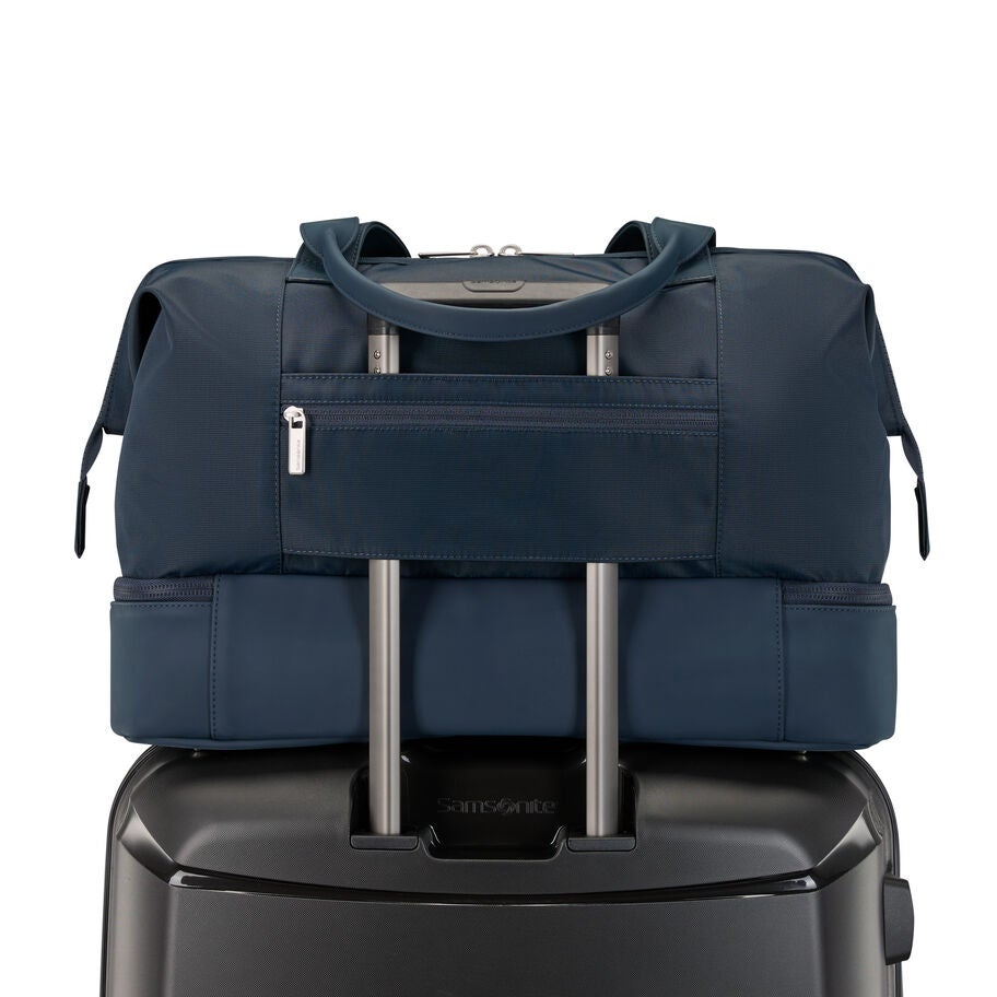 Better Than Basic Weekender in the color Midnight Blue. image number 7